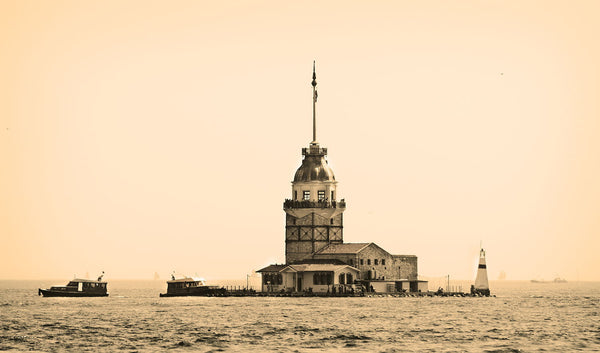 Maiden's Tower - Framed Prints