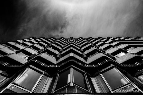 The Grooves Of London - Canvas Prints