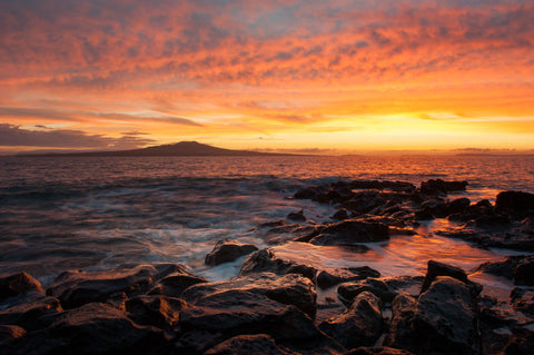 Takapuna Swell by Graham Averell