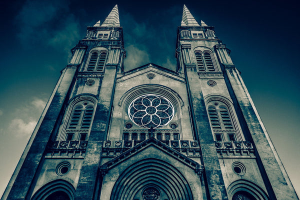 Catedral - Framed Prints