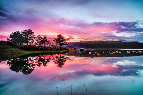 Beautiful Sunset - Framed Prints by Nguyet Le