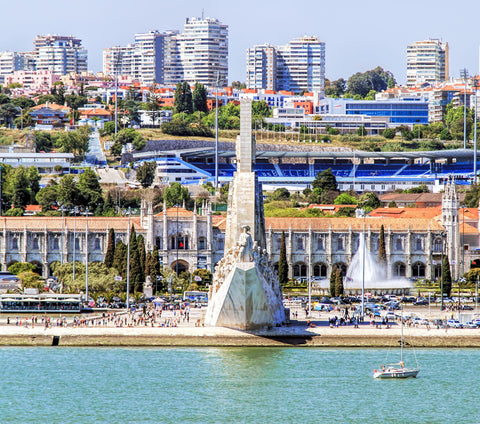 Monument To The Discoveries by Loethen