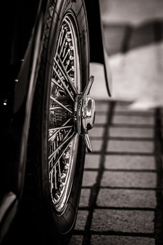 Old Car In Paris by Stephane Robin