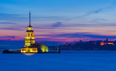 Maiden's Tower - Canvas Prints