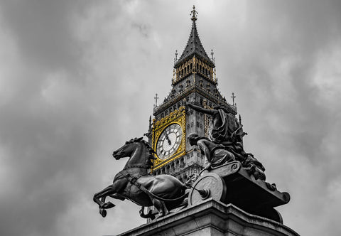 Big Ben Gold - Canvas Prints by Christoph Reiter