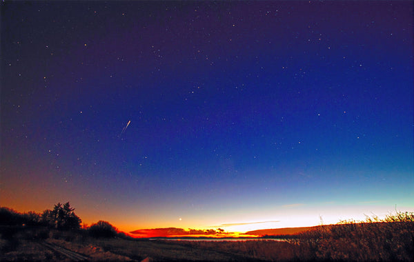 Two Shooting Stars - Canvas Prints