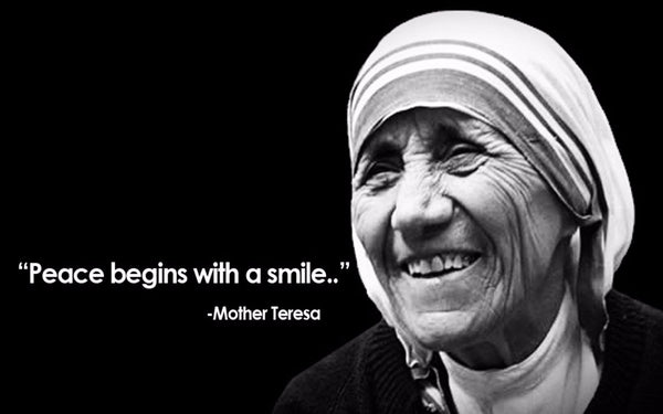 Peace Begins with a Smile.. - Mother Teresa Quotes - Framed Prints