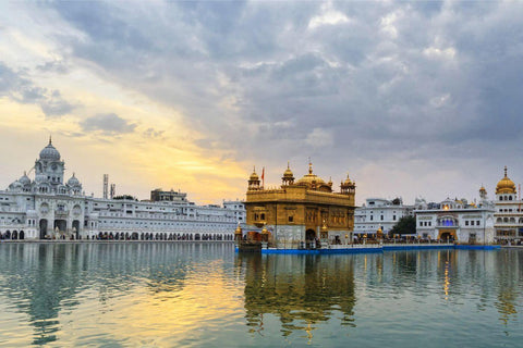 Golden Temple (Sri Harmandir Sahib) Amritsar - Sikh Holiest Shrine - Life Size Posters by Akal