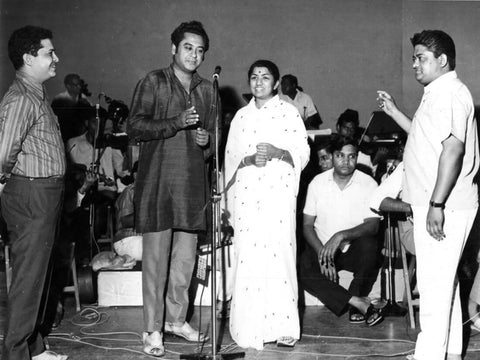 Lata Mangeshkar And Kishore Kumar - Legendary Indian Bollywood Playback Singers -  Poster - Canvas Prints by Anika