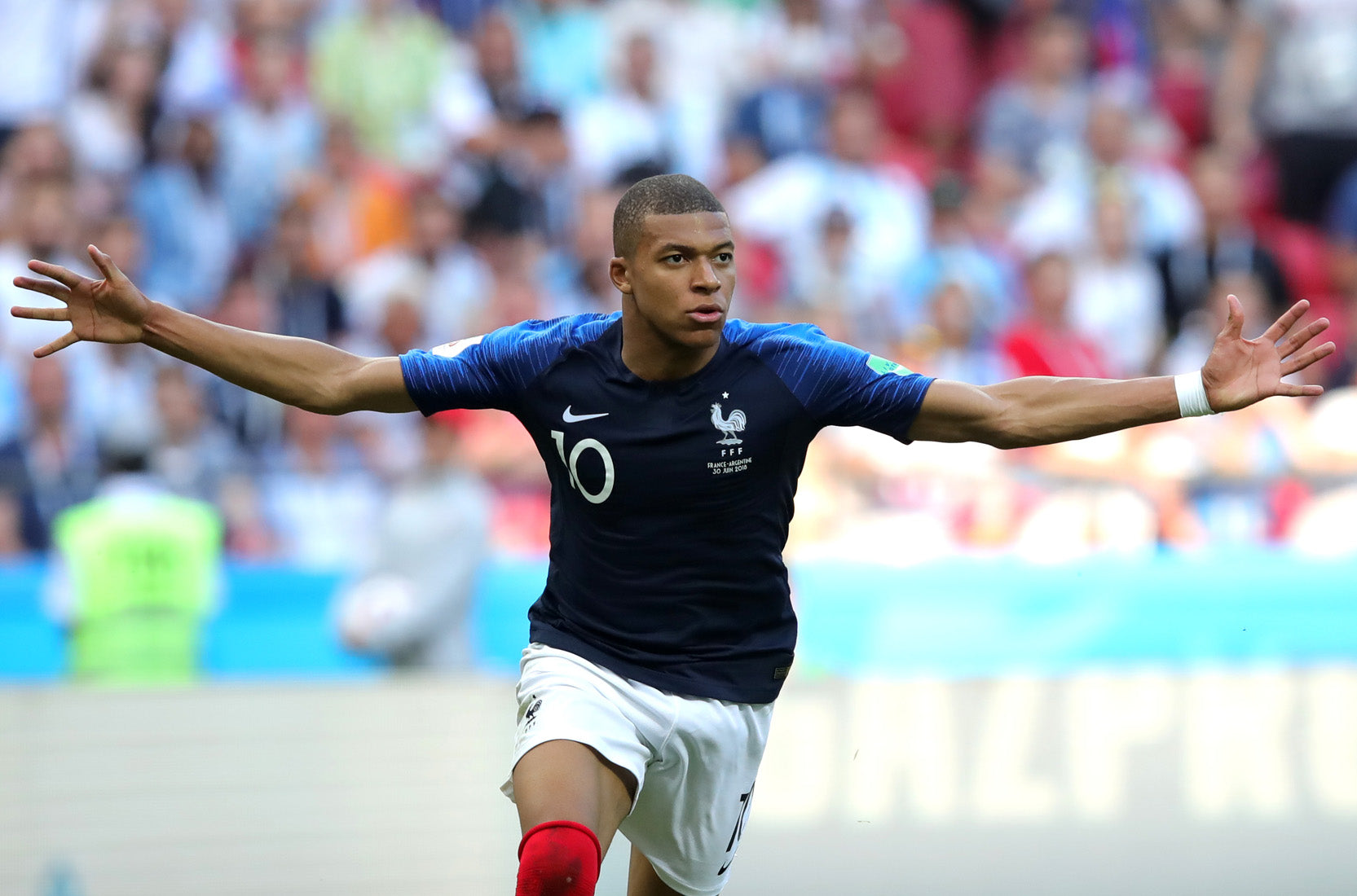 Kylian Mbappé Poster, Mbappé Football Art, Mbappé French Soccer