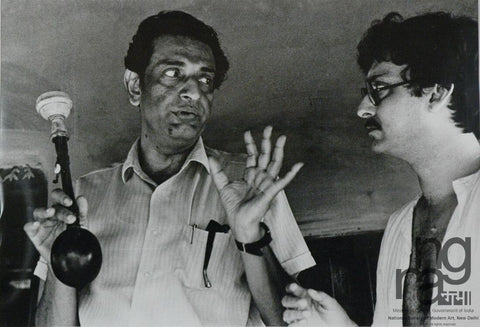 Satyajit Ray - Briefing Saumitra Chatterjee On Location For Asani Sanket - Bengali Movie Collection - Art Prints